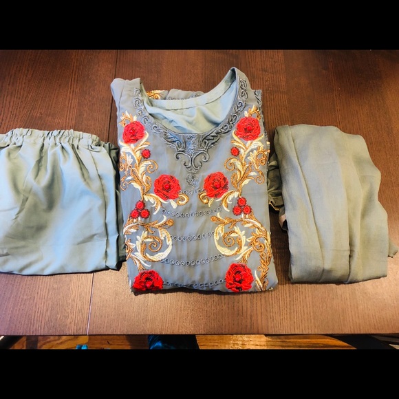 Indian Pakistani Embroidery salwar Kameez suit - Picture 4 of 5